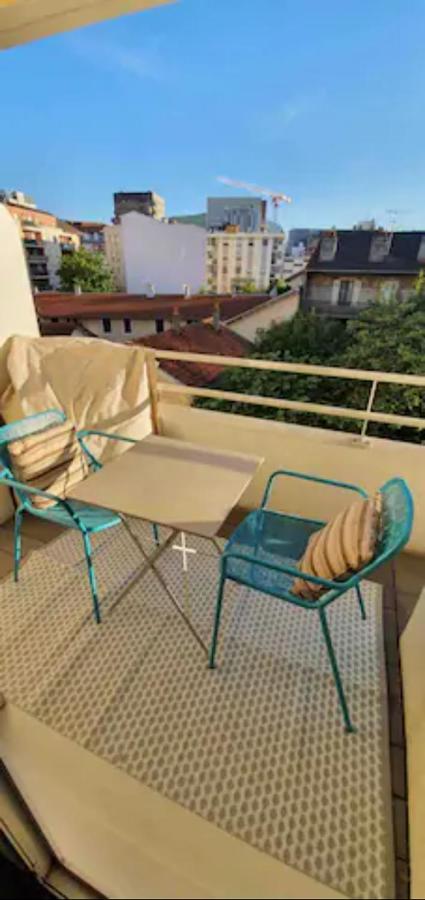 Tichnich Appartement - 2 Bedrooms - 1 Min Away From Train Station Аннемас Экстерьер фото